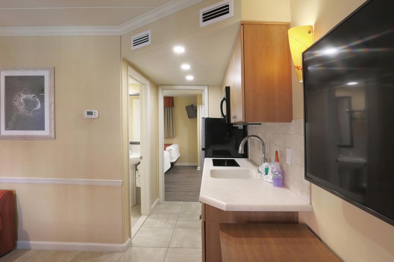 Fleur De Lis Beach Motel Wildwood Crest Exterior photo