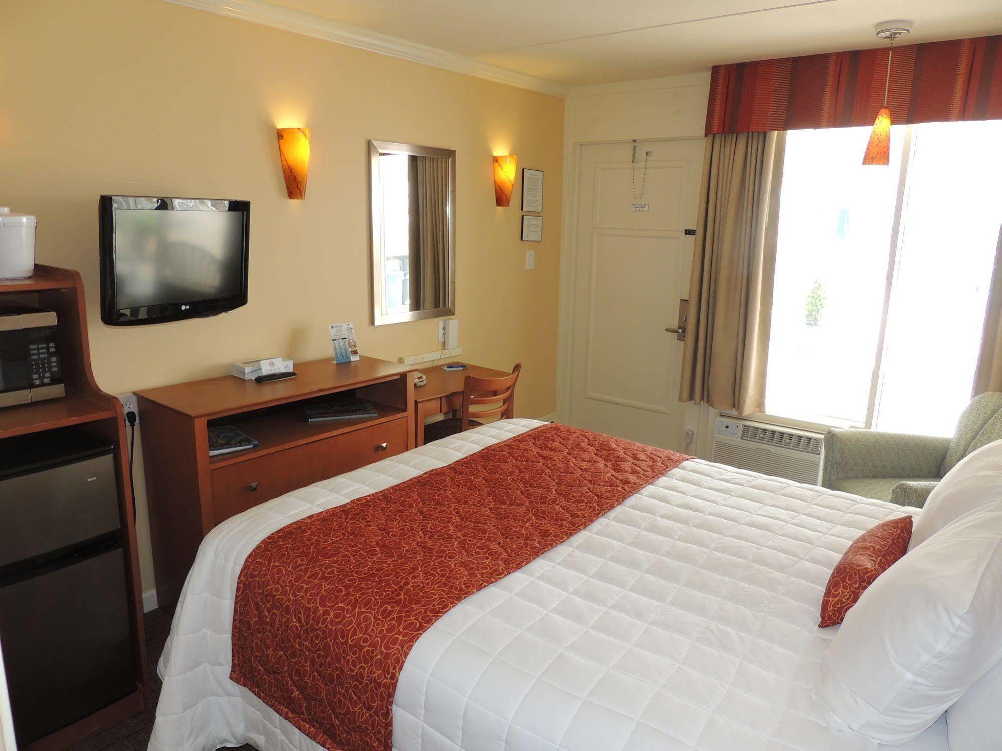 Fleur De Lis Beach Motel Wildwood Crest Exterior photo